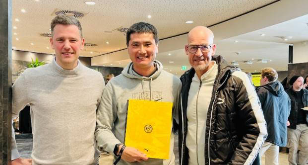 喜讯！德甲名帅成功加盟山东队，鲁能球迷热烈欢迎